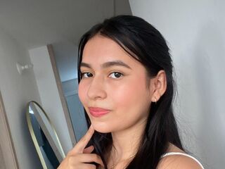 naked webcamgirl picture LilaDreams