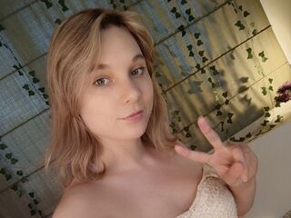 free nude cam LilianDavidge