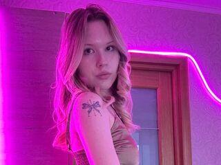 free nude live show LissaAssil