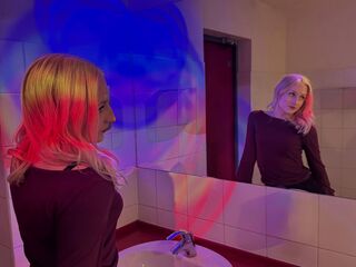 camwhore nude LucilleWiste