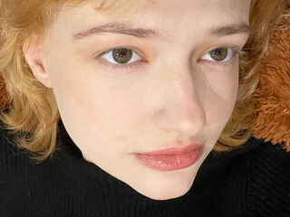 live cam girl photo LunaBeans