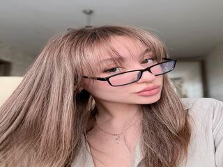 camgirl fingering wet pussy LunaTimer