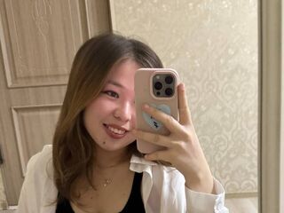 topless cam girl ManuelaSturgis