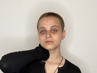 hot webcam photo MargrettHussar