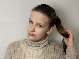 camslut naked MariCacal