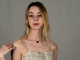 live webcam model MarieWard