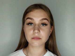 hot girl MeganPerson