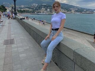 adult chat room MiCrayford