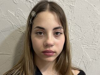 fingering camgirl MiaChoo