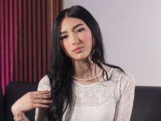 hot webcam slut MiaFerreira