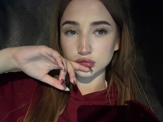 naked camgirl fingering pussy MiaLum