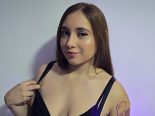 sex webcam chatroom MiahCouper