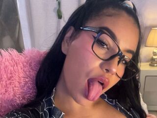 camgirl spreading pussy MihaCameron