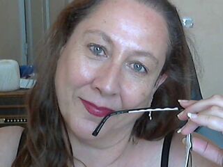 hot girl webcam video MyriamLevieux