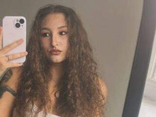 girl cam free NicholMikrot