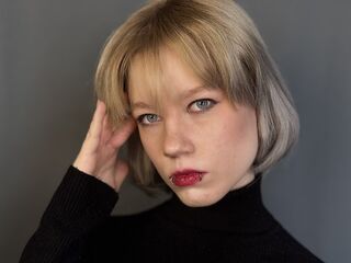 camgirl playing with sextoy PolleMolle