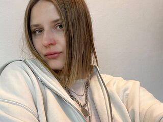 streaming live webcam RebeccaBellore