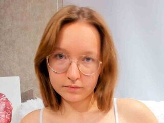 masturbating cam girl RexanneCopp