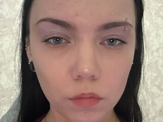 fingering webcam girl RoniRopes