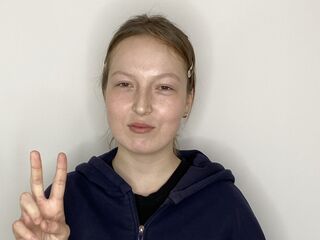 shaved pussy cam RosendaGaro