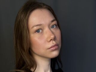 free nude cam SalinaMeller