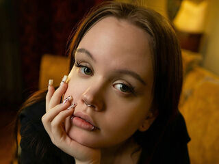 cam babe SarandaRyan