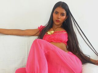 kinky video chat performer SarayPink