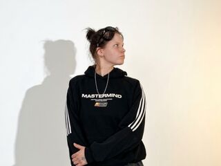 adult cam show ShielaVanhamlin