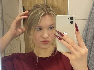 anal sex live cam SkyeDavi