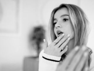 naughty camgirl StaceeyBrown