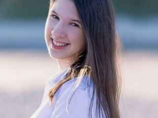 beautiful webcamgirl StefaniBiehn