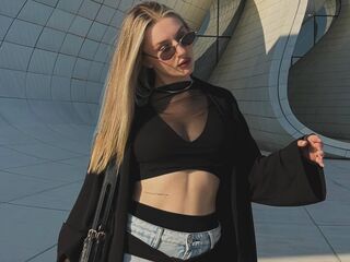 free hardcore livesex SuzieGlimp