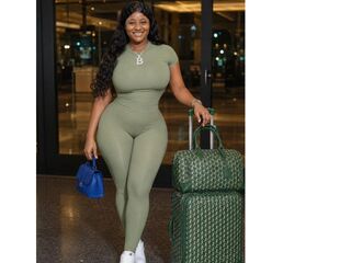 hot webcamslut SweetSoulie
