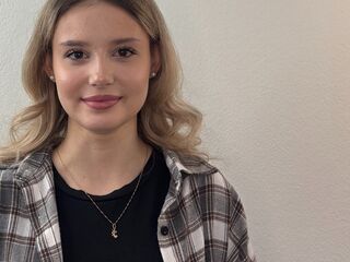 strip tease show TanyaPanah