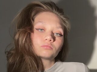 sexy webcamgirl pic TawanaHyers