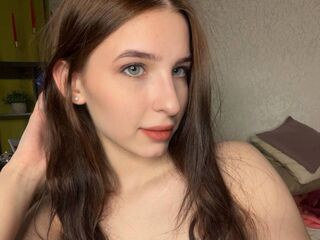 camgirl fingering shaved pussy ValeriAgeta