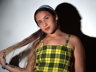 hot strip tease webcam VegaLila