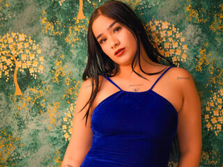 camgirl fingering shaved pussy ViktoriyaDaria
