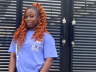 topless girl ZaraLure